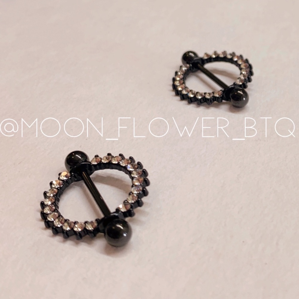 ❤️SOLD❤️Black CZ Nipple Rings - Picture 5 of 12
